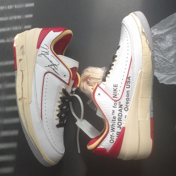 NIKE Jordan 2 SP x OFF WHITE Red/White - Picture 2 of 3